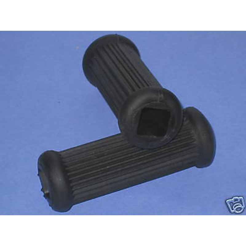 Footrest rubbers square hole Triumph 82-9054 rear pillion set OIF T120 T140 TR7
