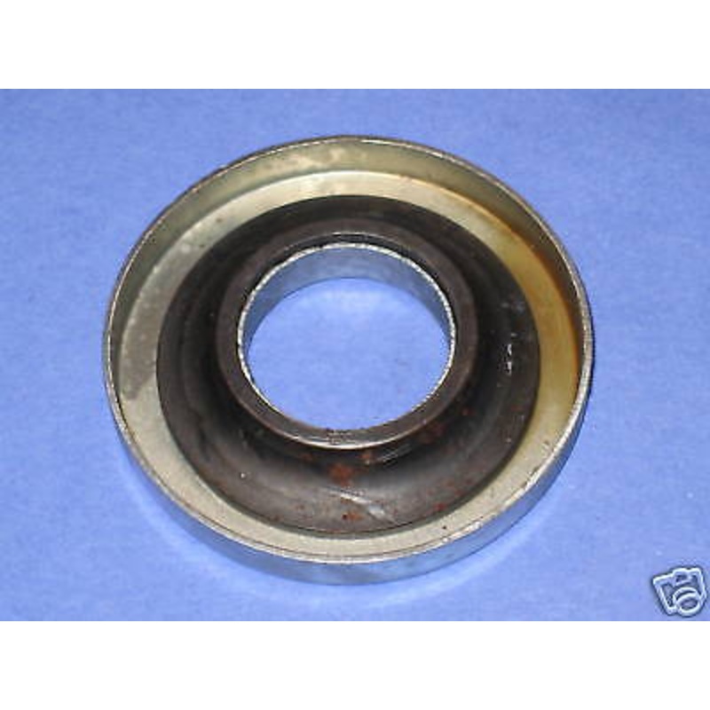 Triumph fork cone 6T TR6 T120 steering head cup 1963 70 top race cover 97-1016