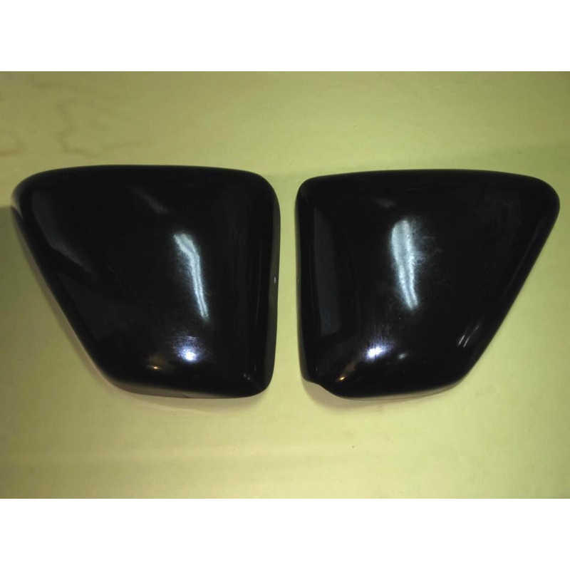 T140 TR7 retro side cover UK Made fiberglass Triumph OIF 750 sidecovers covers