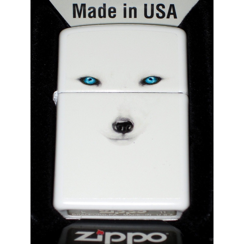 Zippo cigarette lighter BS Artic Fox White Snow Made in USA NEW Foxy