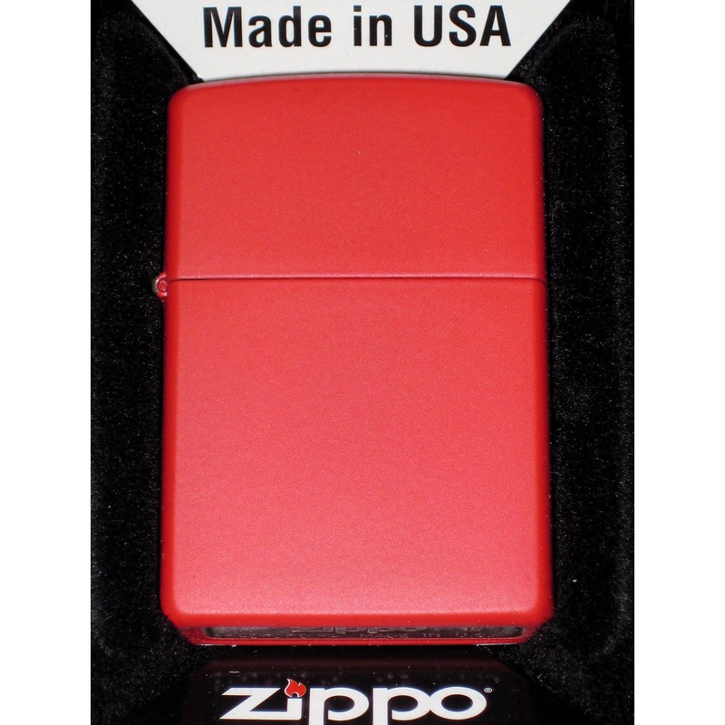 Zippo cigarette lighter Regular Red Matte Made in USA United States NEW