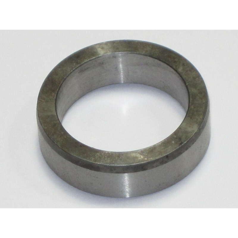 04-0472 Norton Commando kickstart shaft bushing outer bush UK Made