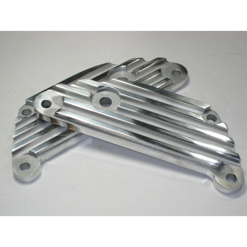 70-4711 Triumph finned passenger footpeg engine plate set unit 650 aluminum