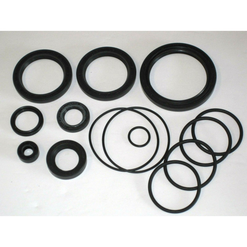 Triumph T150 5 speed complete oil seal set kit UK Made Trident Triple seals * !