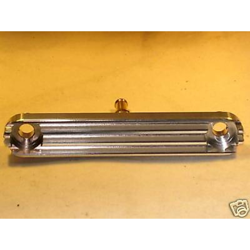 Triumph 650 finned rocker feed alloy oil cooler 1963 – 72 top end oiler T120 TR6