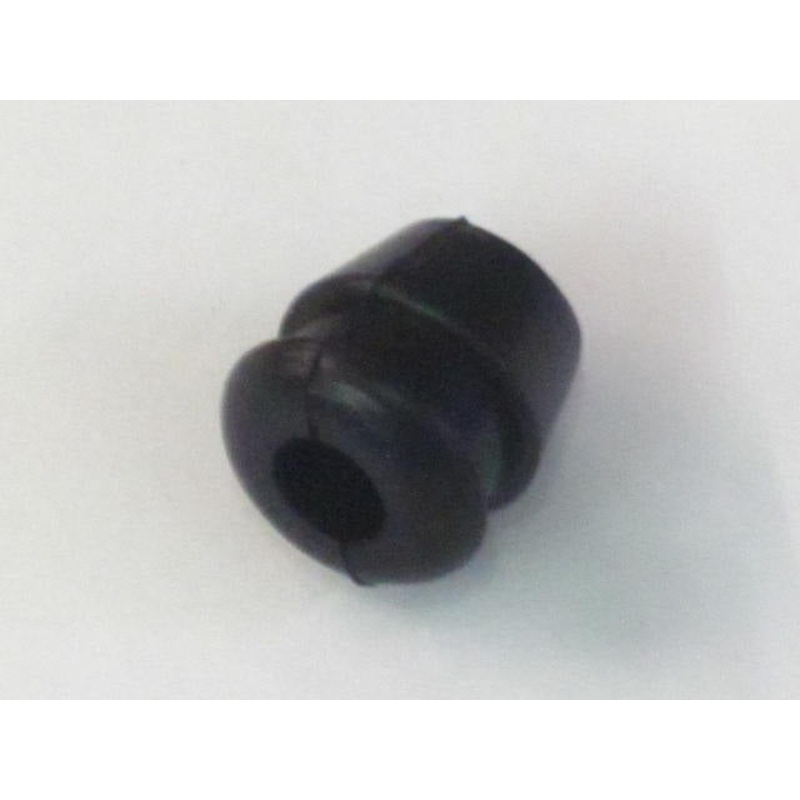 06-0903 Norton Commando alternator lead stator grommet 04-1065