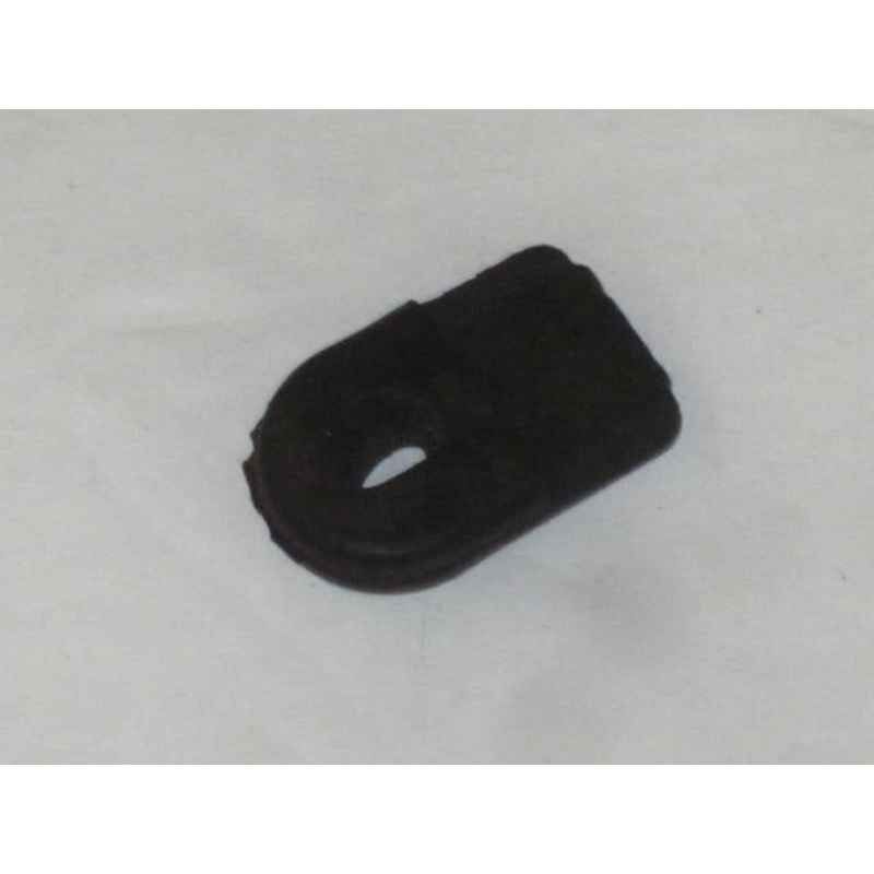 200895 mag dyno cable grommet