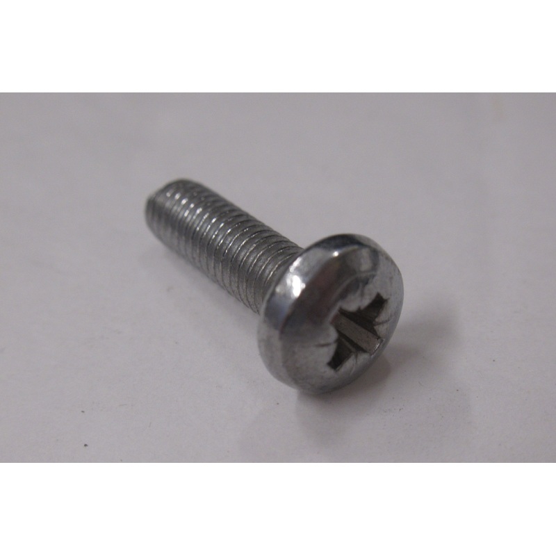 06-5222 Norton Commando Fender screw phillips