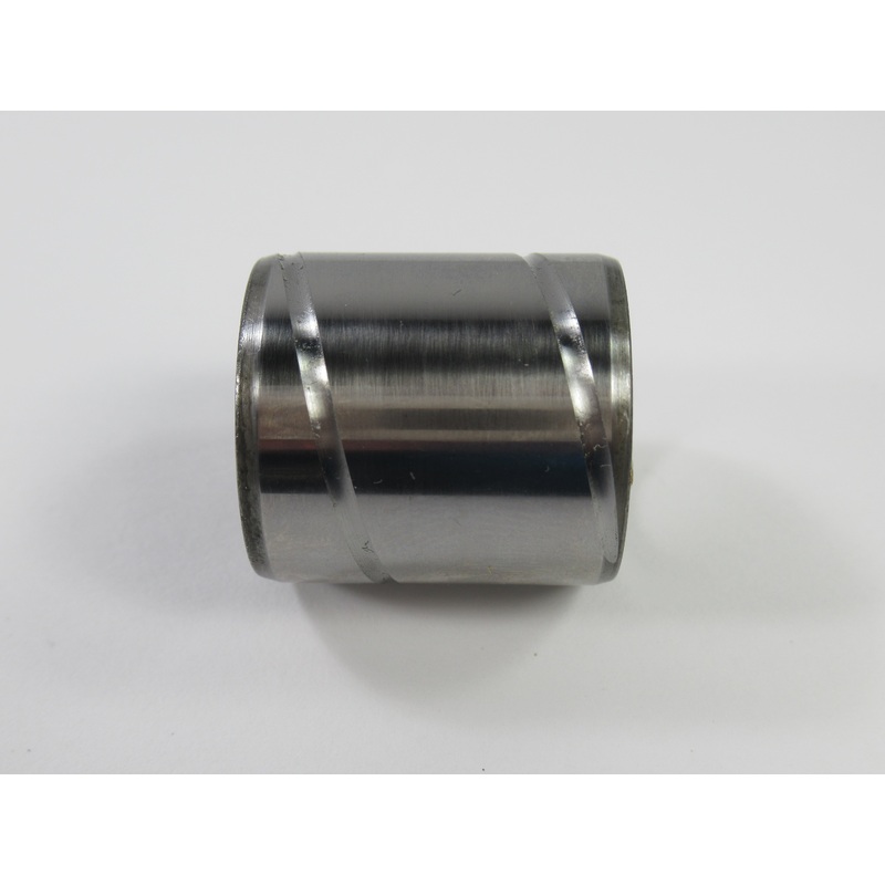 06-5820 Norton inner race bushing