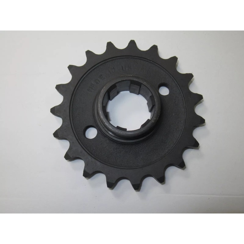 57-1715 Triumph Pre-unit gearbox drive sprocket 19 tooth 19T 650 500 twin