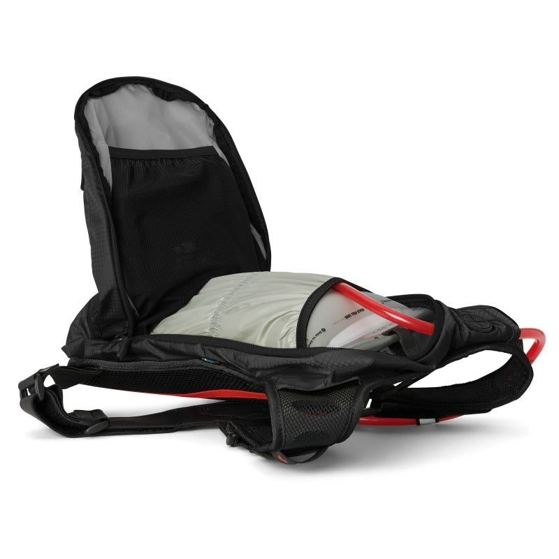 USWE Outlander Moto Hydration Pack 9L – Black