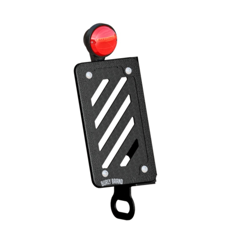 SLASH CUR LIC PLT KIT VERT BLACK  SKU: 750-05869